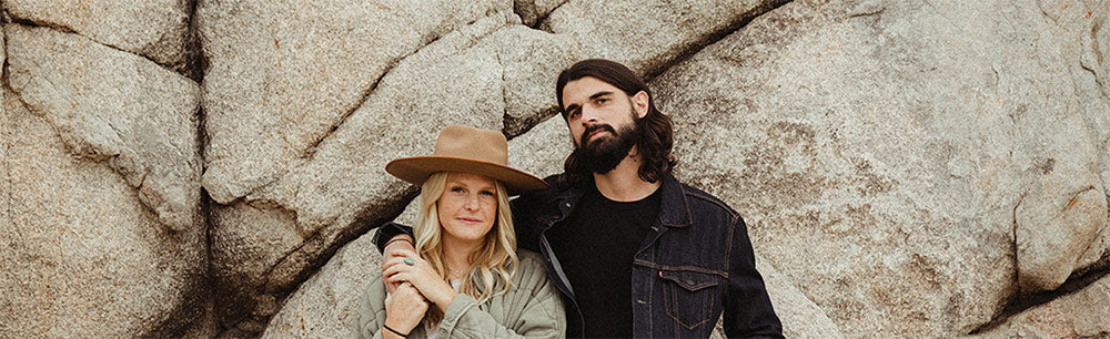 Mel and Dave share their engagement story and their journey to find the perfect unique engagement ring by Sofia Kaman.
