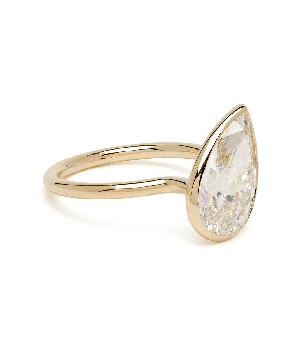 Billie Bezel SK-R94B-TILT-LGD-PS-3.52 gold engagement ring with lab grown diamond bezel