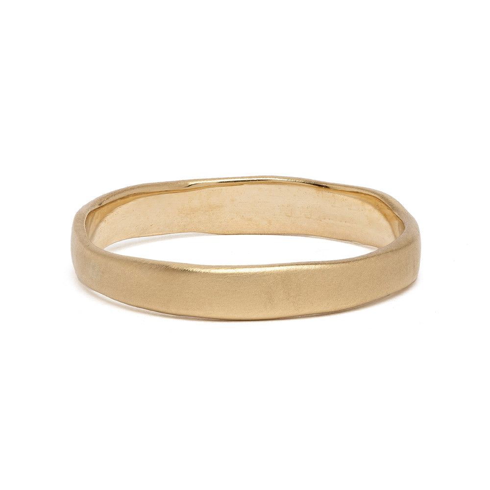 Torn Paper Band P-R1 band in 14K yellow gold with torn paper texture, shiny and smooth edge.