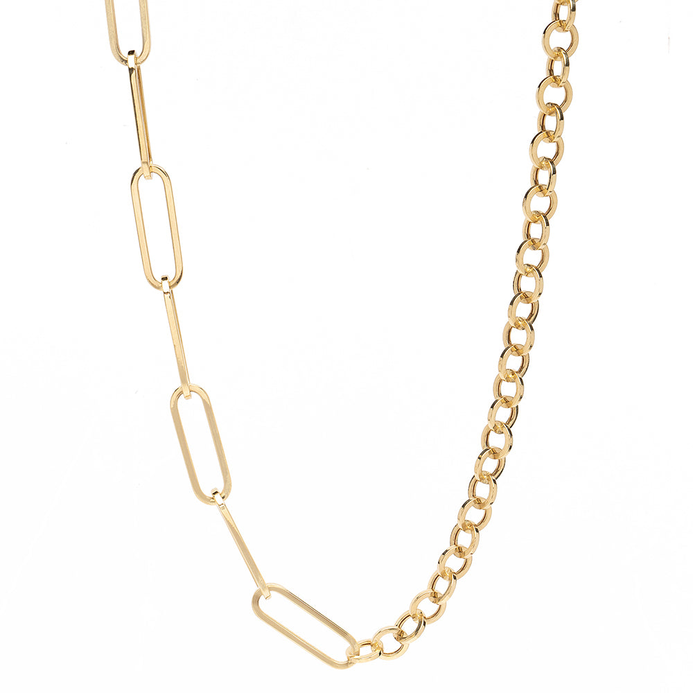 The Power Couple CN-C3 gold chain necklace with interlocking oval links, simple and understated.