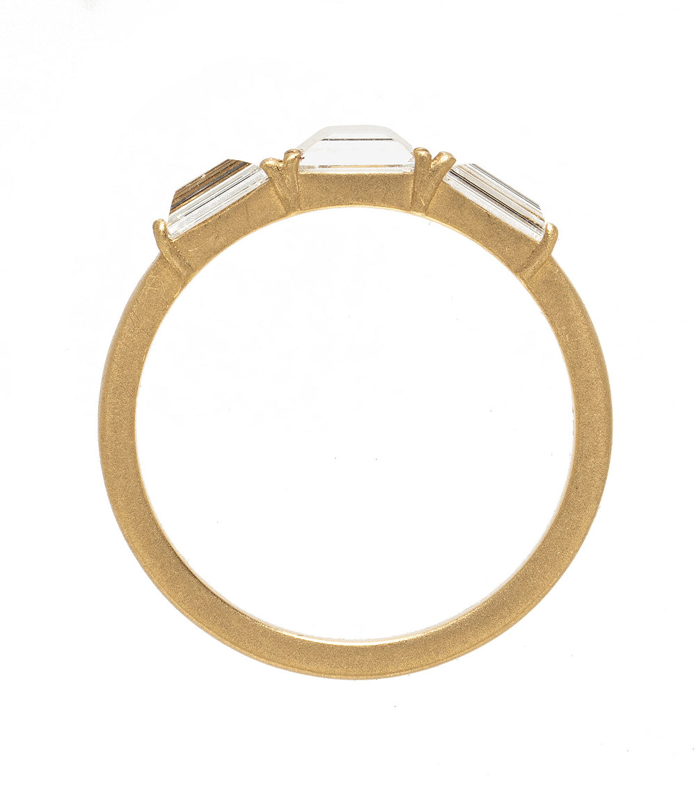 Stardust SK-R77 asymmetrical engagement ring in 14K Yellow Gold with shimmering baguette-cut stones