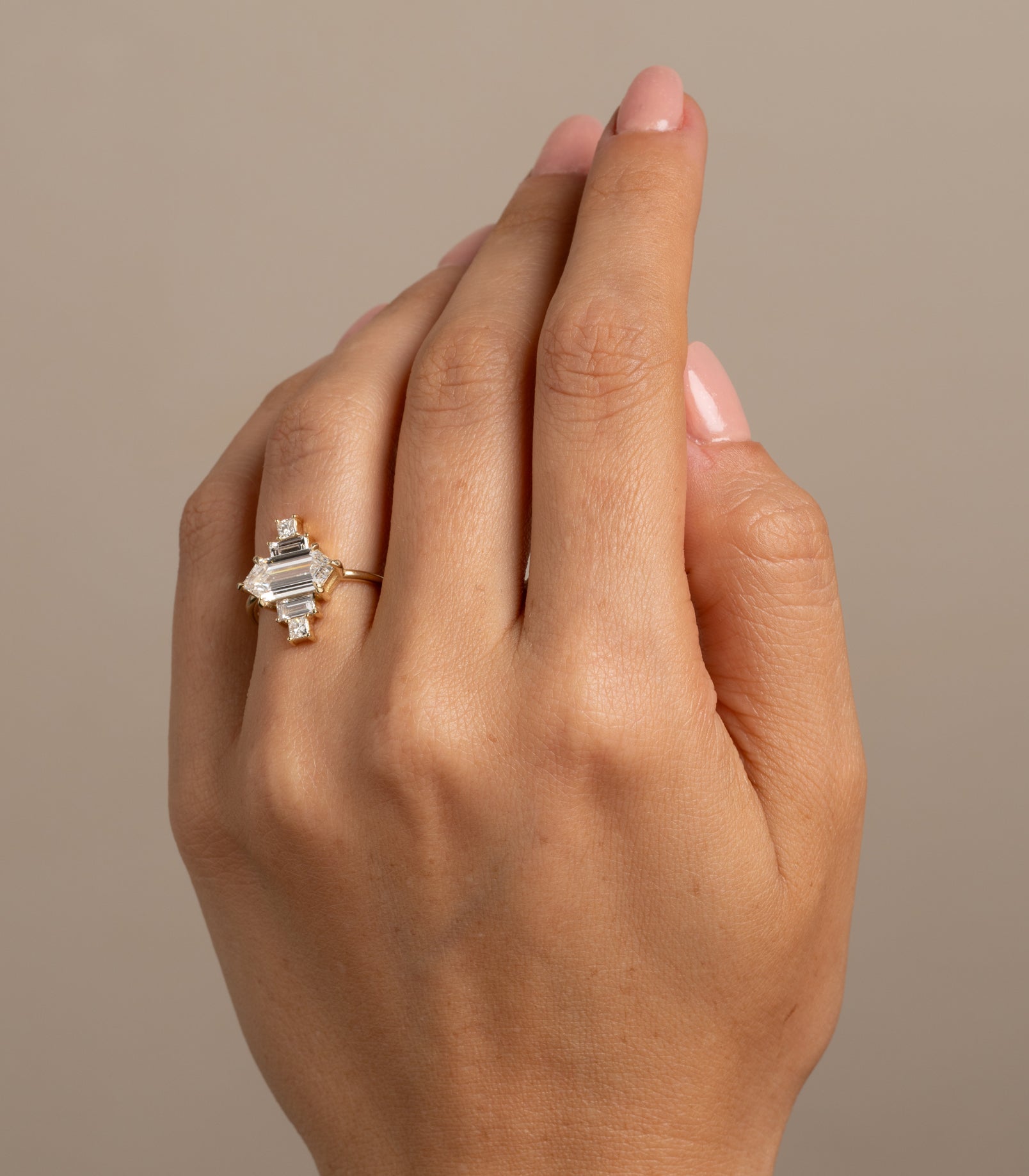 I Deco Dare You by SK-R32-2.26 unique engagement ring in gold with three square-cut stones