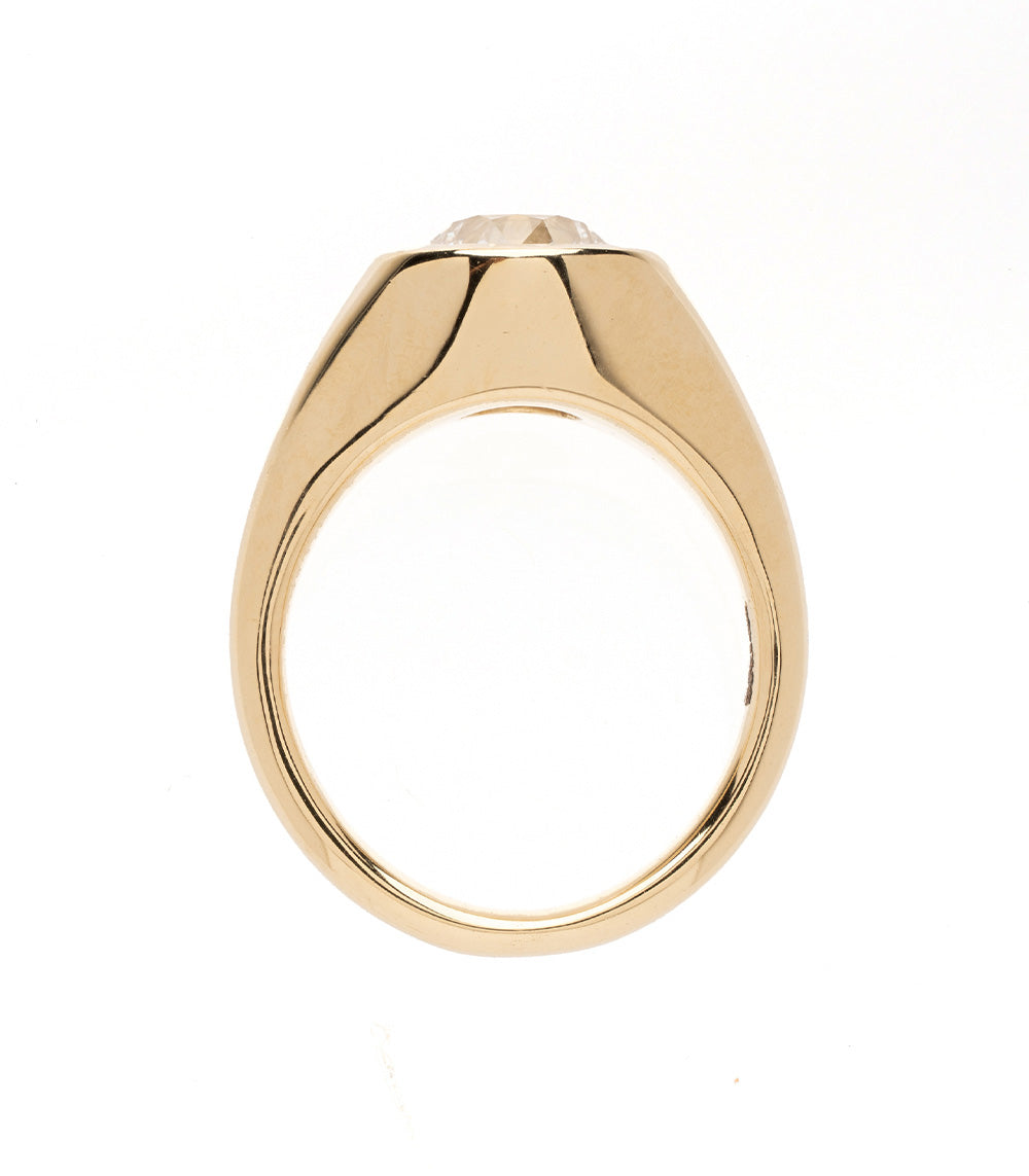 Isolde Pinky unique engagement ring by Sofia Kaman in 14K yellow gold with shiny top stone