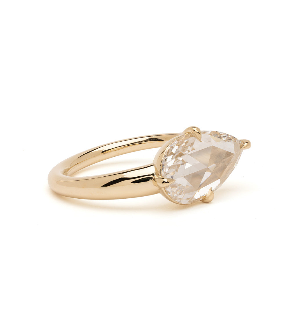 Sloane by Sofia Kaman gold engagement ring with faceted oval center stone and slim band