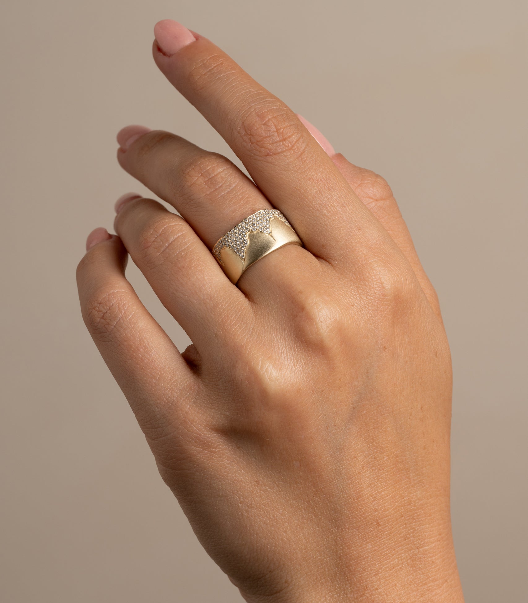 Cracked Band- 10mm P-R4-Cracked 14K yellow gold band ring with cracked texture and shiny sparkle on hand