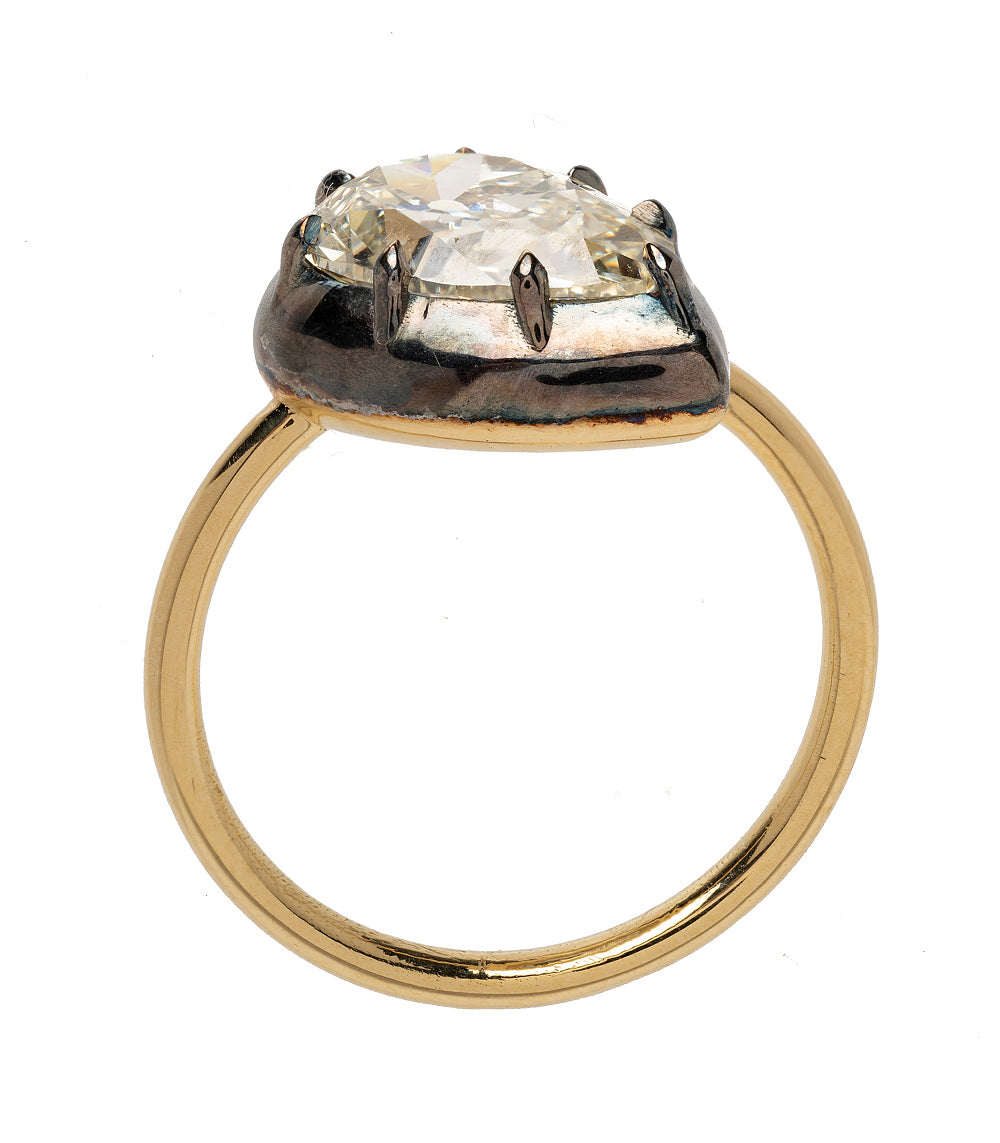 Cora KM-R3 gold engagement ring with large clear diamond solitaire in silver prongs