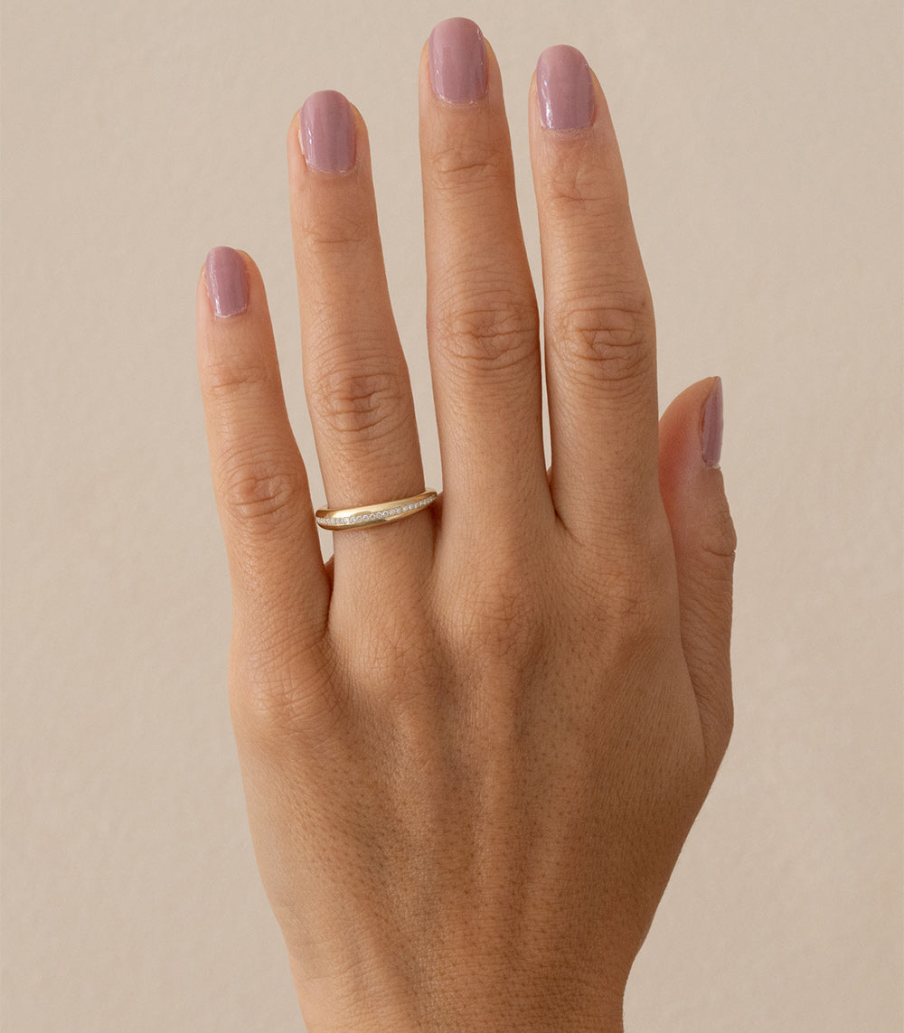 Mini Crescent A-R46-EB band ring in 14K yellow gold, shiny slim crescent profile.