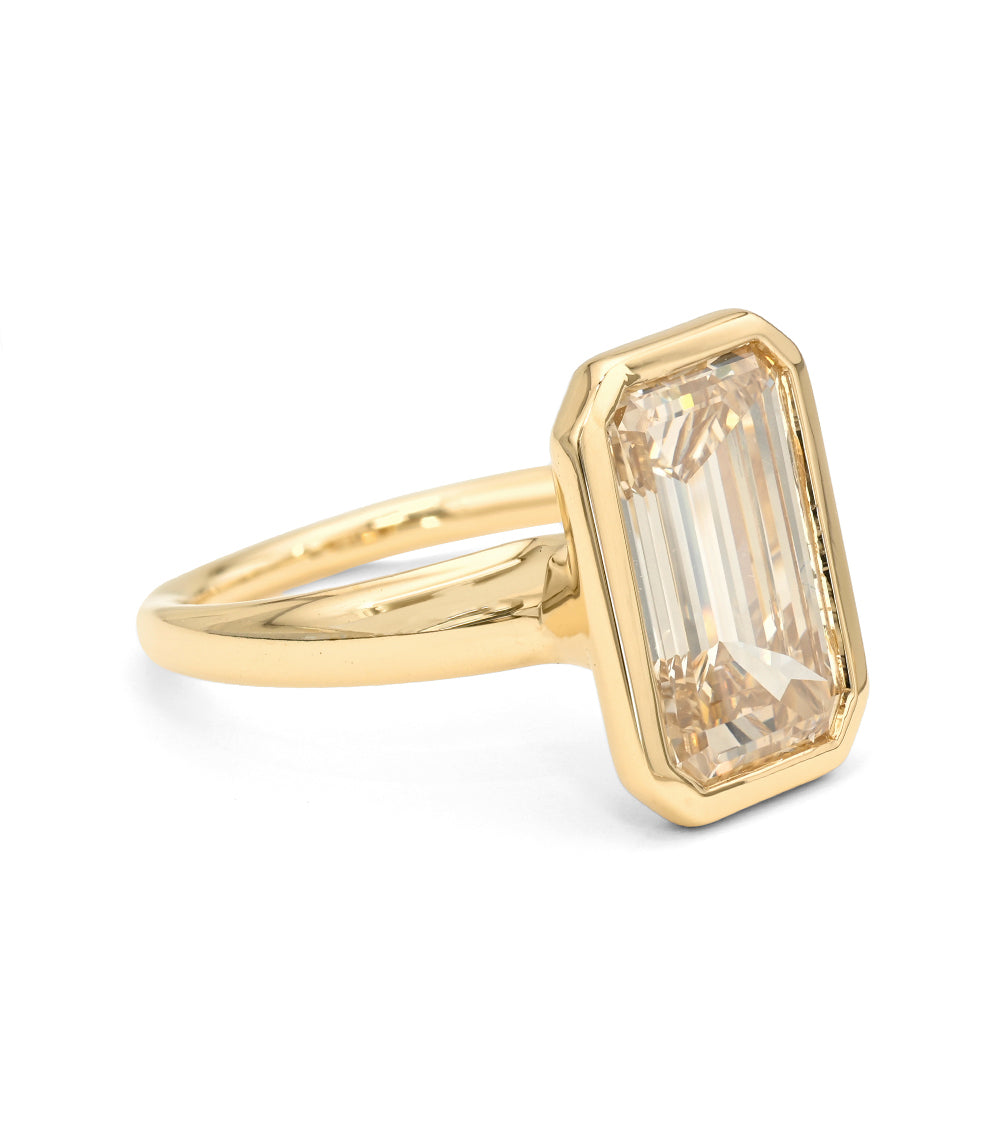 Champagne Modern Bezel Blush Diamond Emerald Cut Engagement Ring Er65 Sk R110 Nd Cd Ns Sc Ec 3.74 B