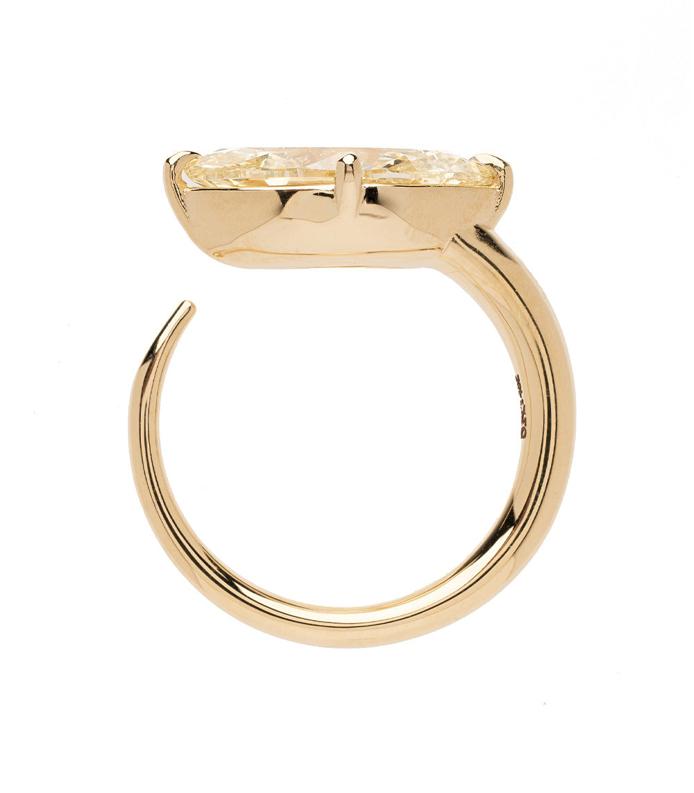 Sloane by Sofia Kaman gold ring with a faceted clear center stone in a prong setting