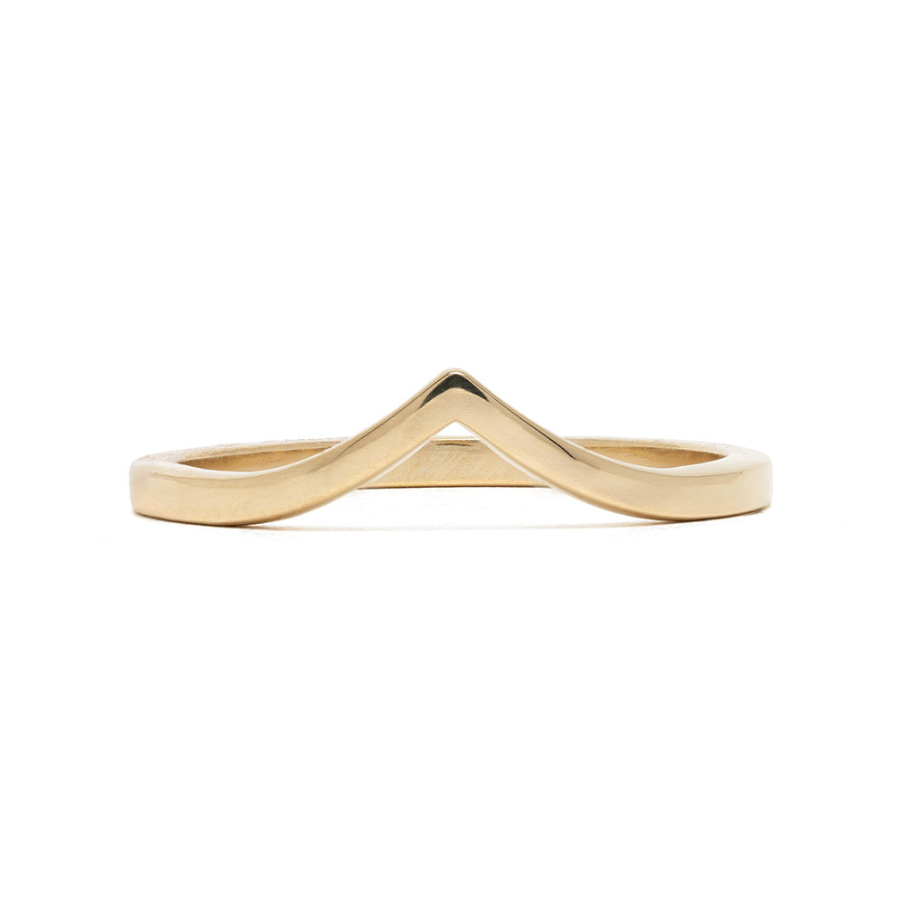 Mini Chevron Band A-R1 in 14K yellow gold matte finish chevron band with understated profile