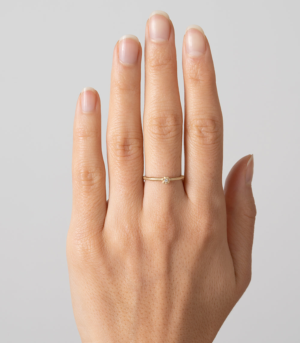 Twig Band ES-R2 understated 14K yellow gold ring with a small solitaire diamond