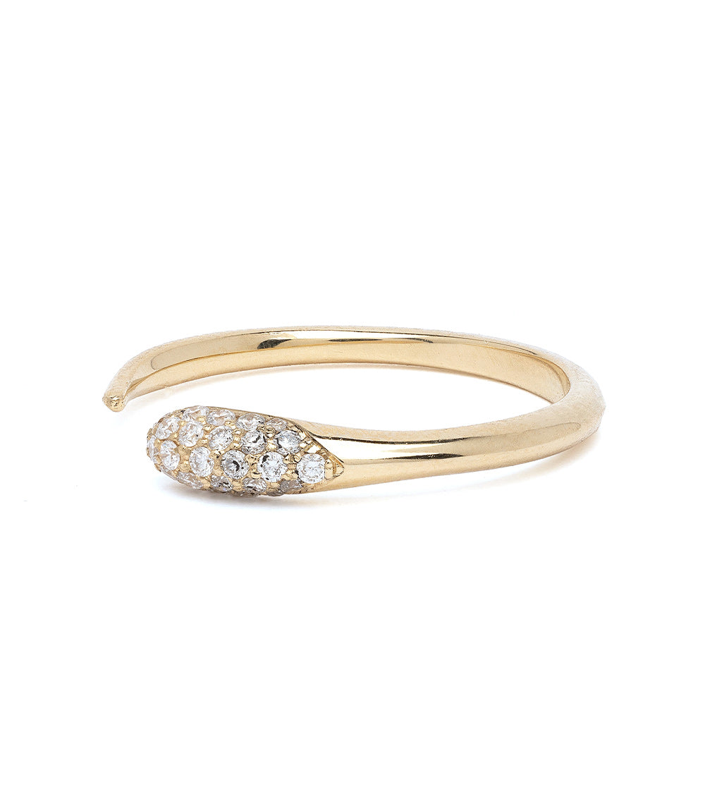 Comet Band NB-R1-D ring band in shiny 14K yellow gold with pavé diamond oval cluster