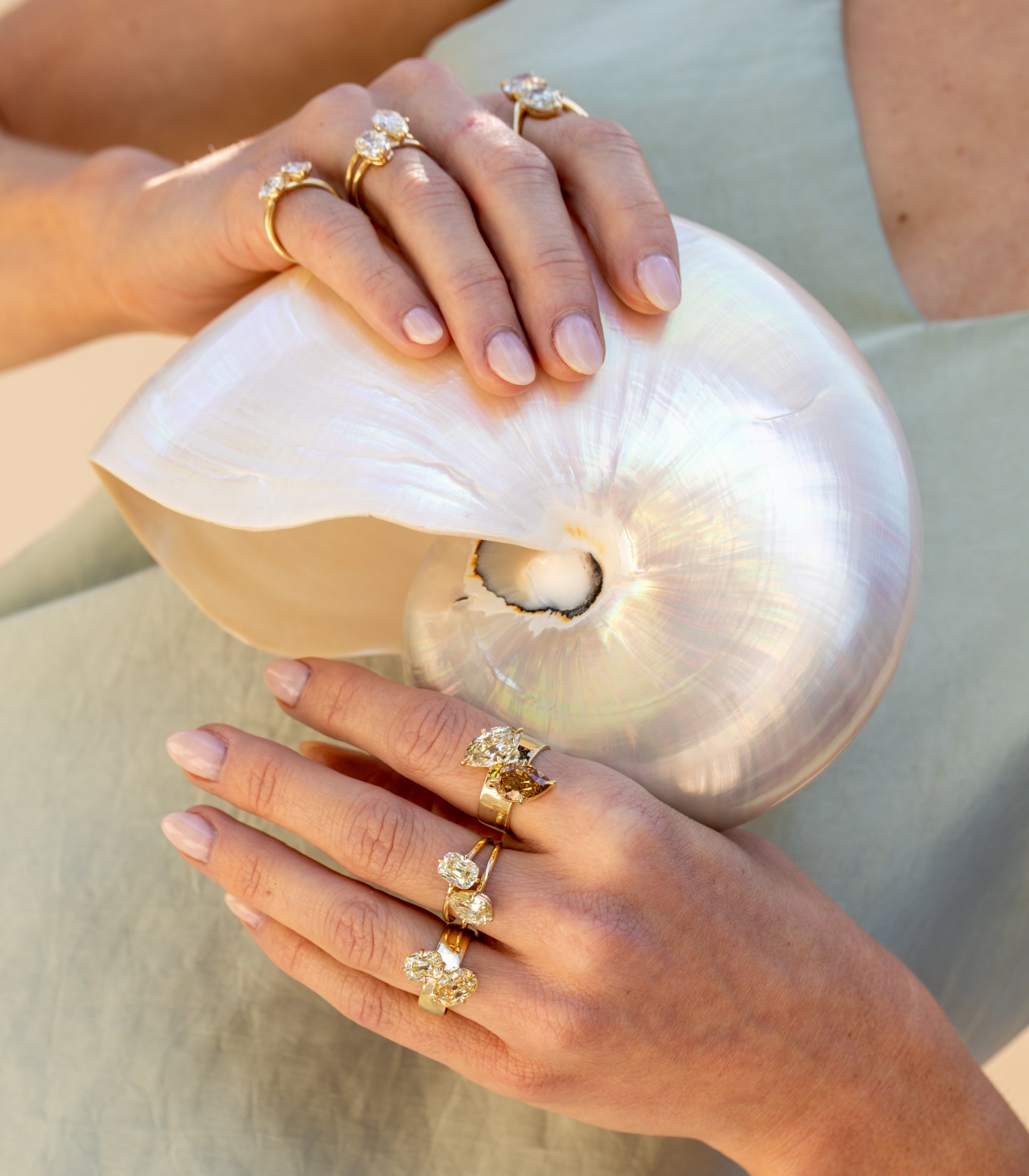 Lana Toi et Moi by Sofia Kaman 2 stone engagement ring in gold with two bright stones