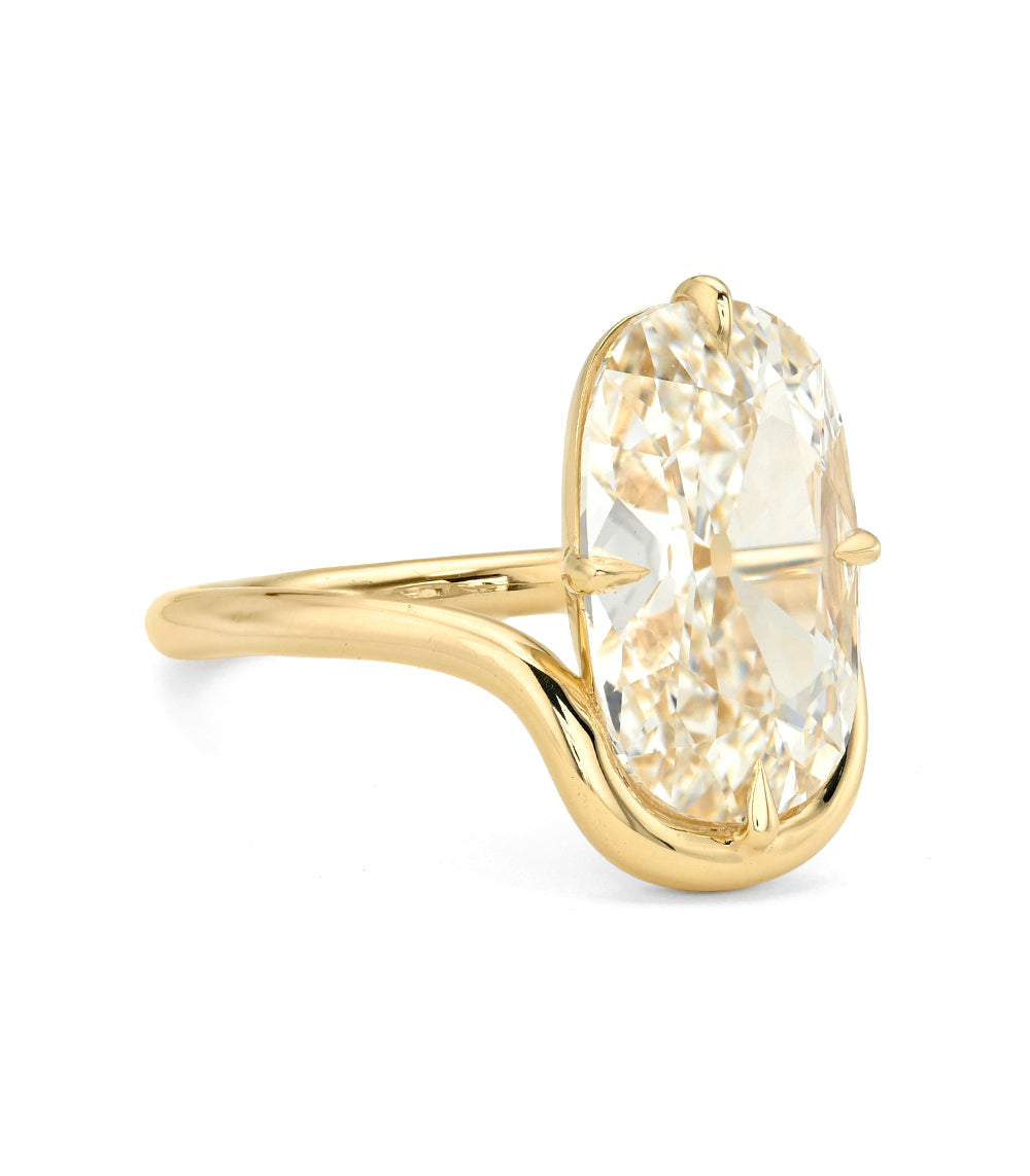 Onda Lite by Sofia Kaman diamond engagement ring in polished yellow gold with large oval stone