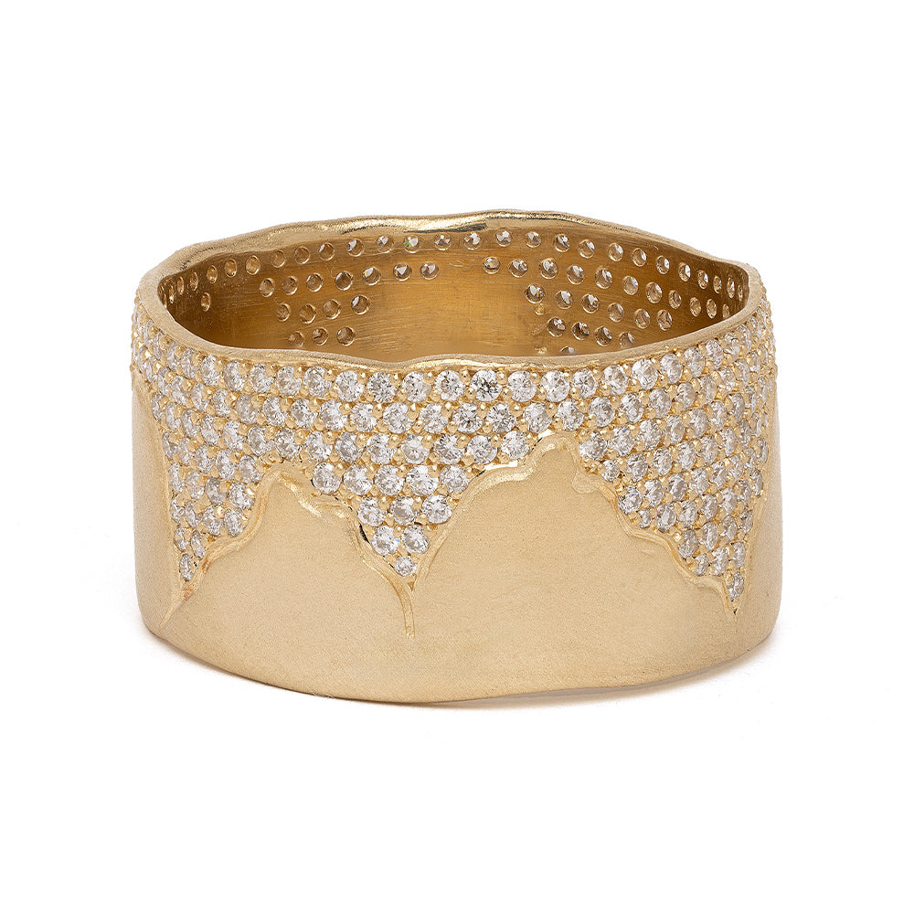 Cracked Band- 10mm P-R4-Cracked 14K yellow gold band with cracked motif and shiny diamond pavé sparkle