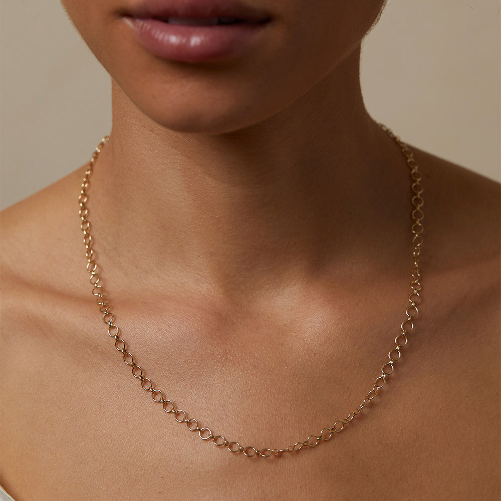 The Loop de Loop CN-C8 gold loop link chain necklace, warm soft light, 16 18 20 22 inch chain lengths
