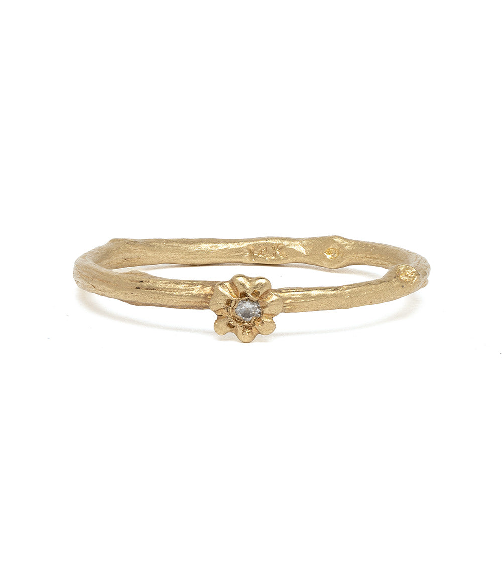 Twig Band ES-R2 twig ring band in 14K yellow gold with a small diamond flower setting