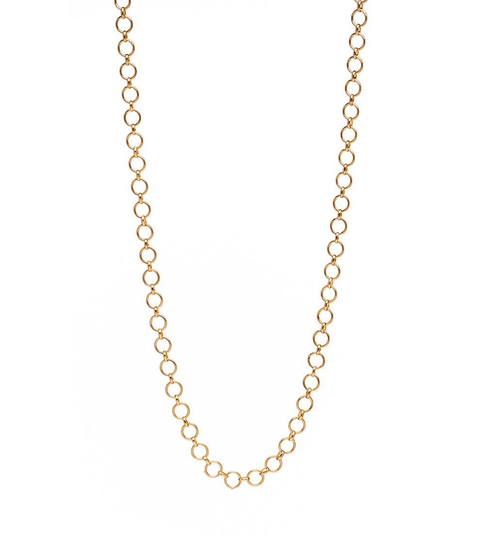 The Loop de Loop CN-C8 gold necklace with repeating oval link chain loops along the length
