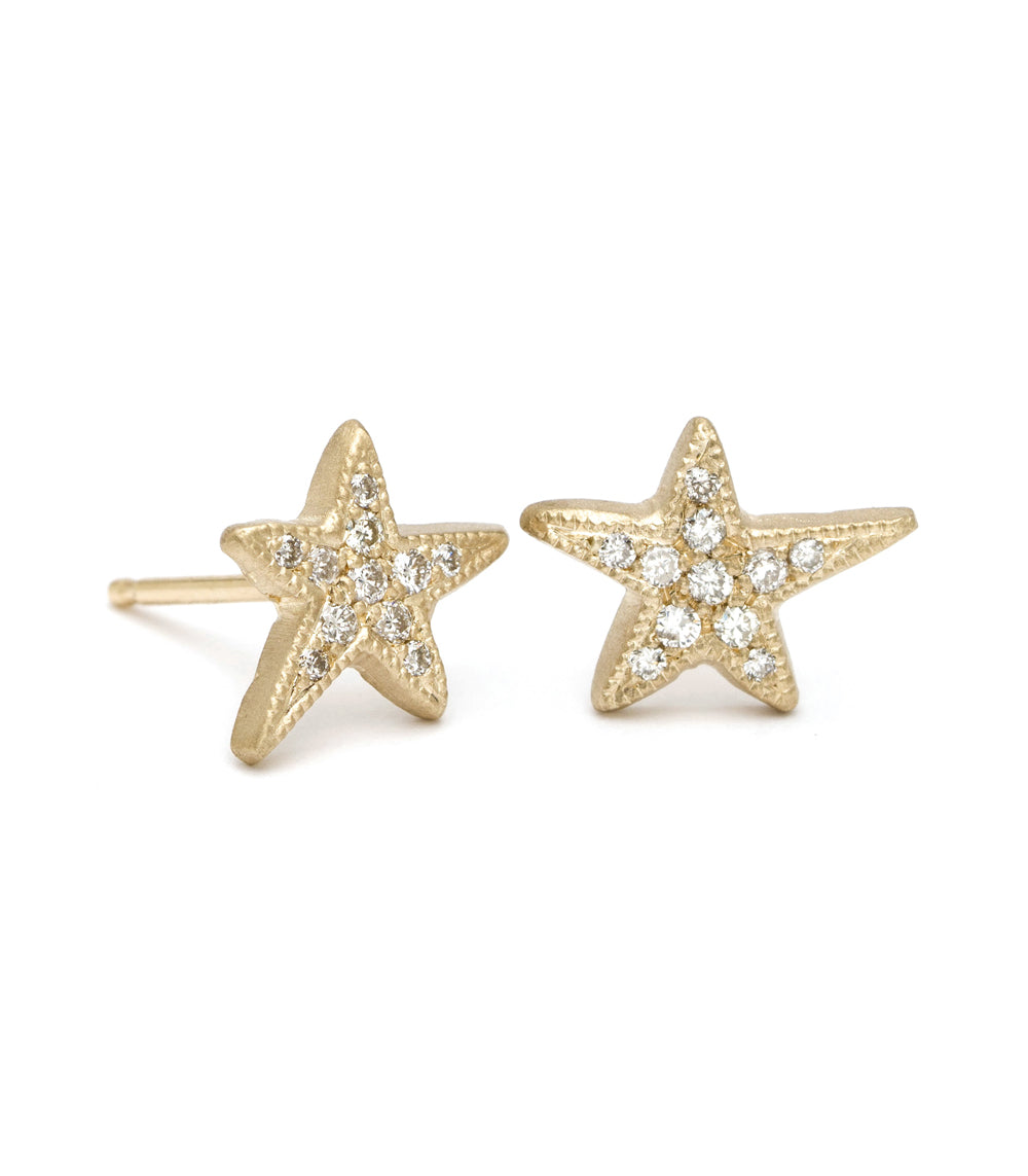 Shooting Star Earrings by ES-E16 in 14K yellow gold, shiny star studs with clustered round stones.