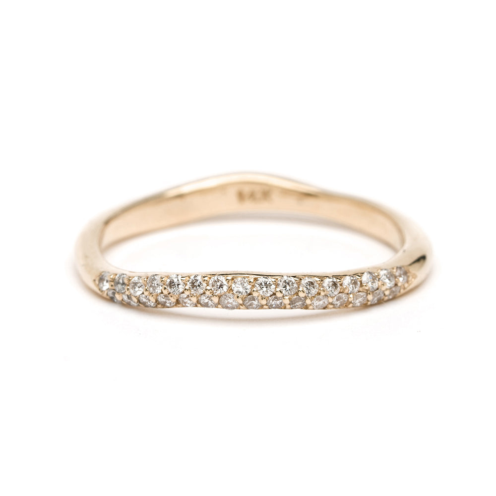 Petite Wavy Band T-R44 wavy diamond band in 14K yellow gold, understated shiny pavé stones