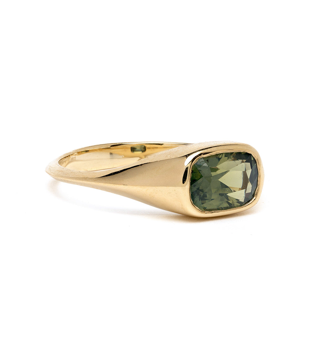 Tristan SK-R113-CC-GS-1.69 gold ring with asymmetrical bezel-set oval green gemstone