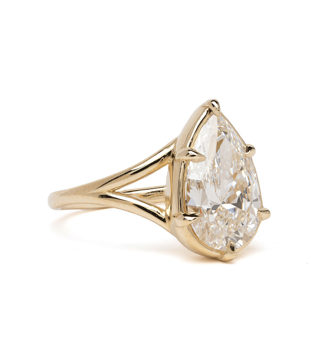Marlow SK-R109-LGD-PB-3.05 gold engagement ring with faceted diamond solitaire in a sleek prong setting