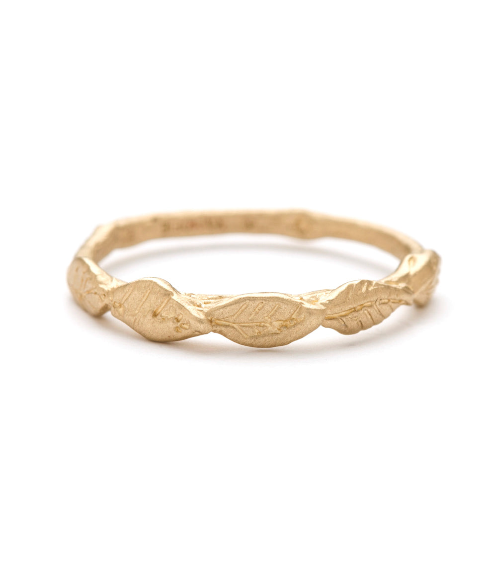 Layered Leaves ES-R25 layered leaf band ring in 14K yellow gold, shiny finish with raised texture