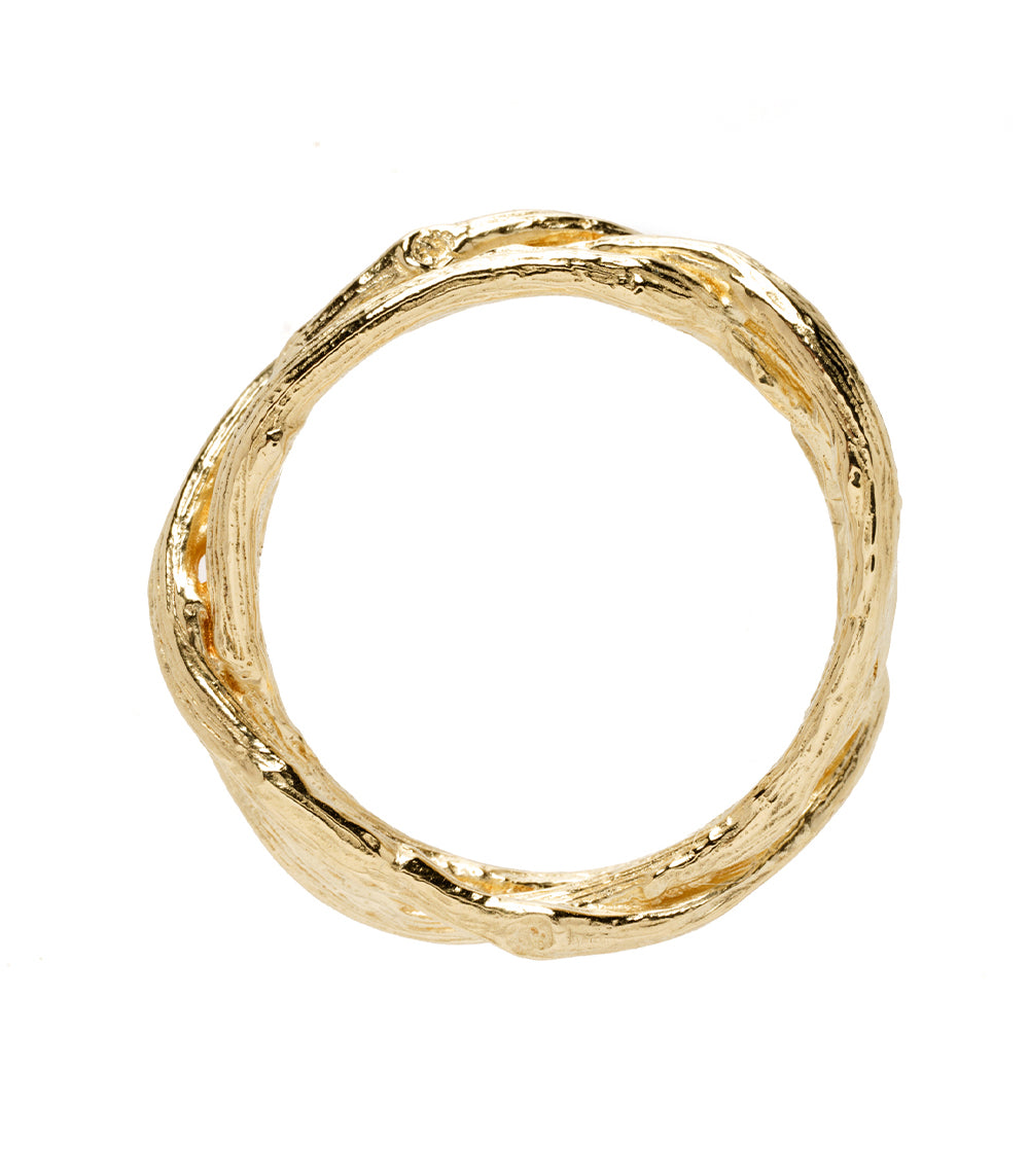 Woven Branches M-R5 bands in shiny gold with woven branch texture, looped ring profile