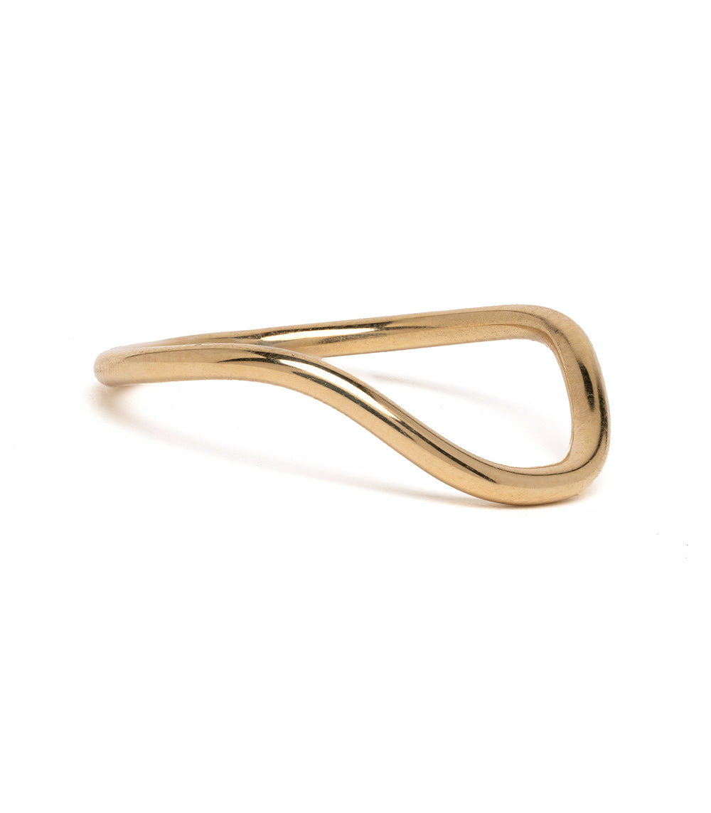 Beau Band A-R41 sleek gold ring band in 14K yellow gold with matte and shiny finish