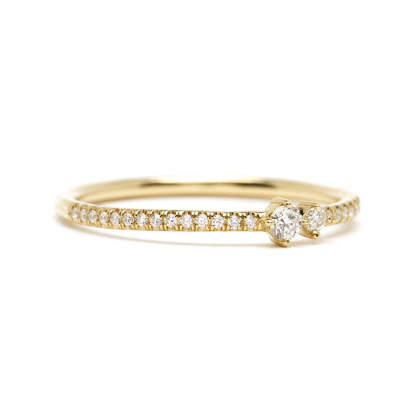 Confetti Band by EB-R13 ring in shiny 14K yellow gold with a centered diamond and pavé band