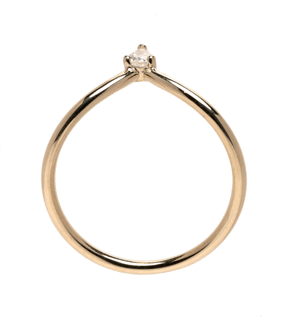 Spire Tiara AL-R16-PP gold engagement ring with a single sparkling center diamond, shiny finish