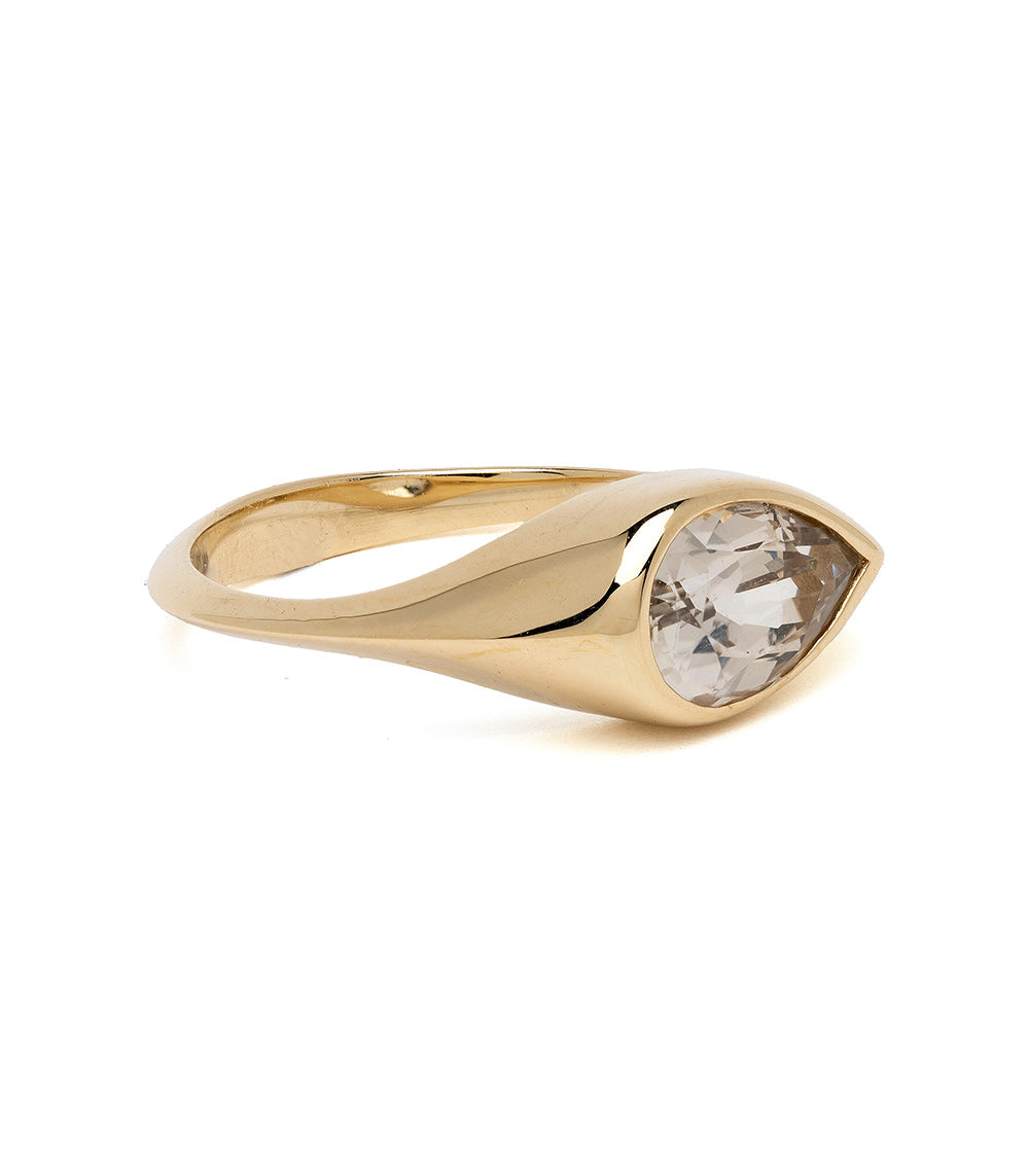 Tristan SK-R113-PC-WS-1.84 gold ring in yellow gold with bezel-set clear pear-cut stone
