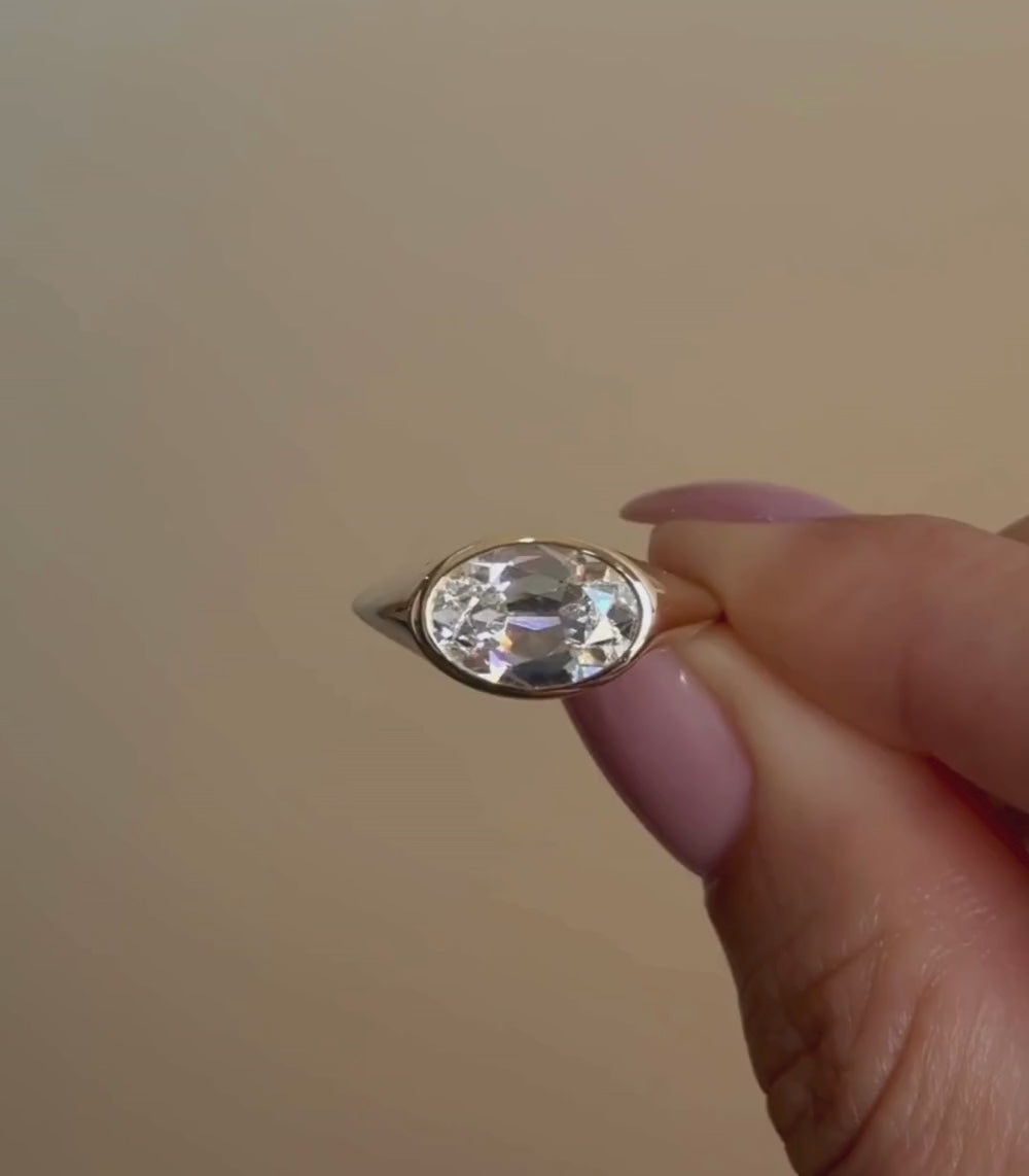 Gold and lab grown diamond ring video