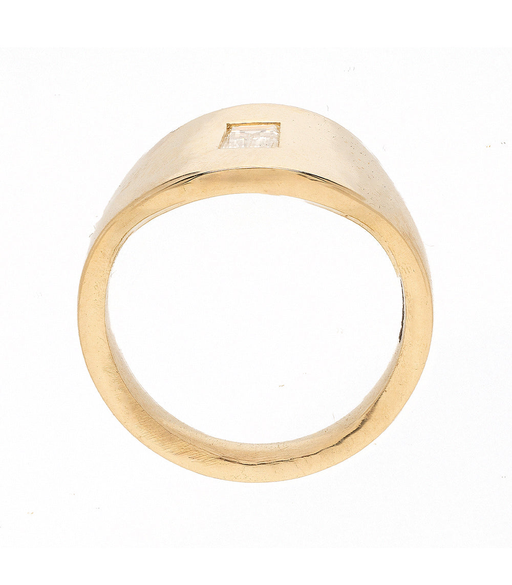 Modern Signet SR-R2-BC signet ring in 14K yellow gold with shiny bezel-set baguette stone