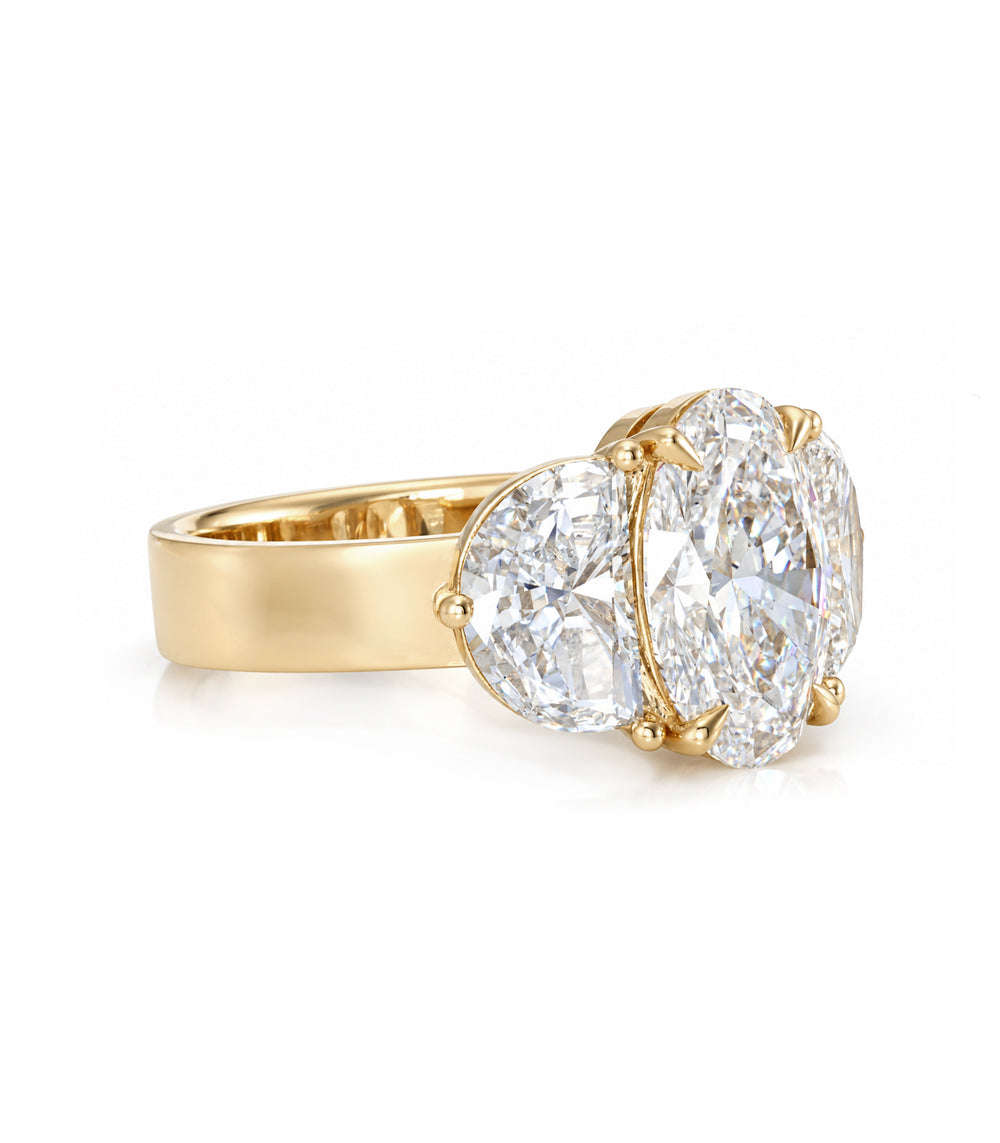 Three Stone Oval Half Moon Sides Lab Grown Diamond Ring On Flat Gold Band Sk R115 Lgd Wd Ns Br Ov 3s 265 Side