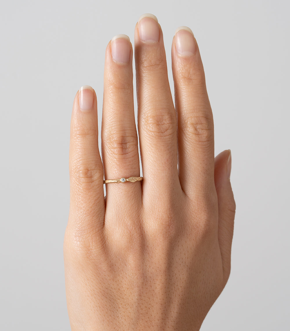 Single Leaf ES-R35-D ring 14K yellow gold band with shiny finish and small diamond leaf detail
