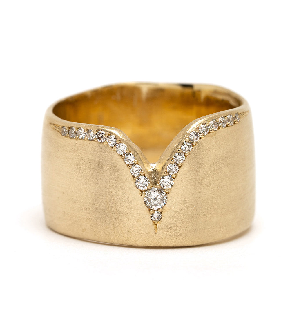 Glacier Point II by P-R14-B 3 stone engagement ring in 14K yellow gold, understated diamond V