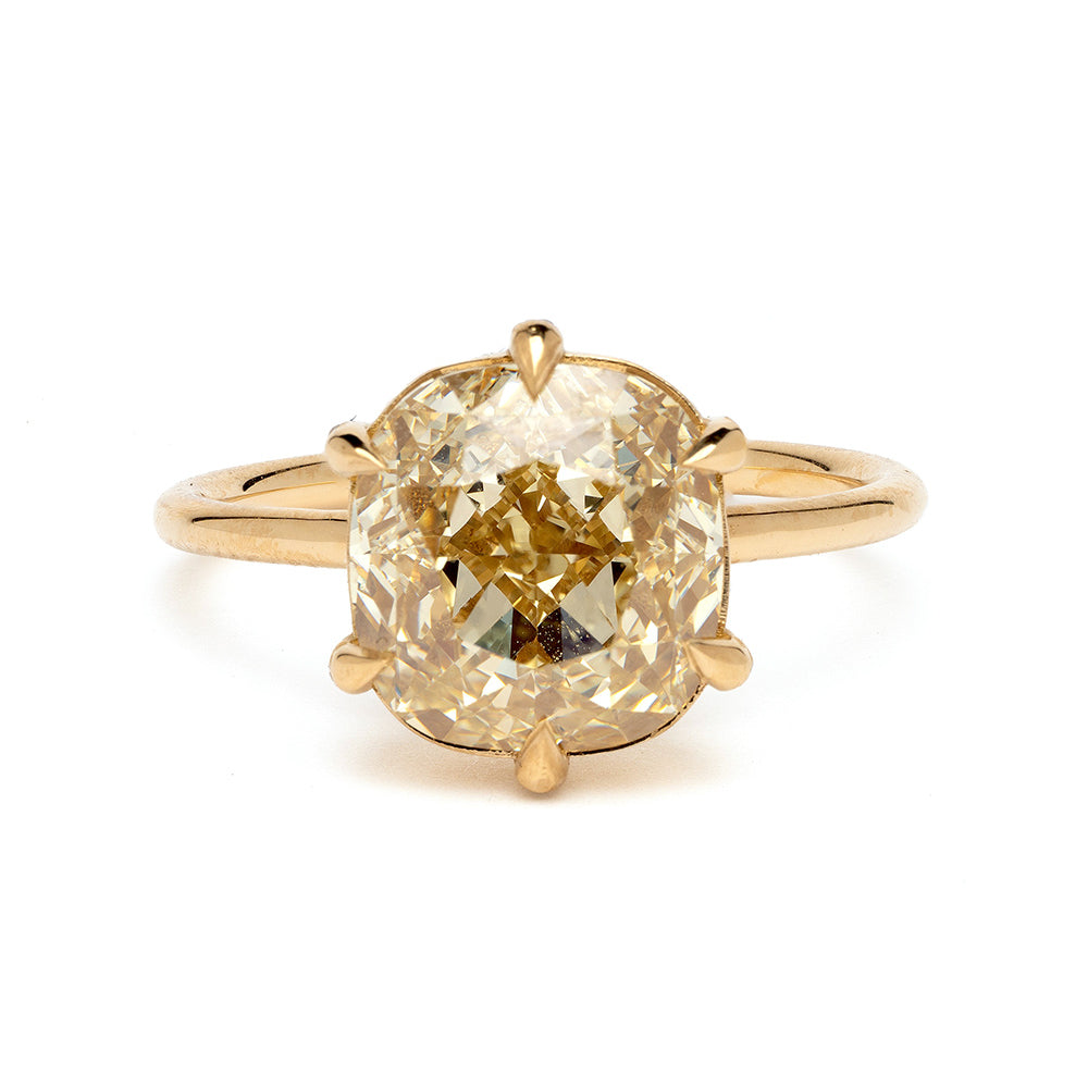 Ella SK-R62-ND-CU-CD-4.62 engagement ring in yellow gold with round center stone setting