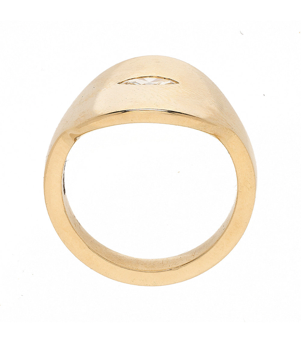 Modern Signet SR-R1-MC ring in 14K yellow gold with shiny finish and subtle geometric top engraving