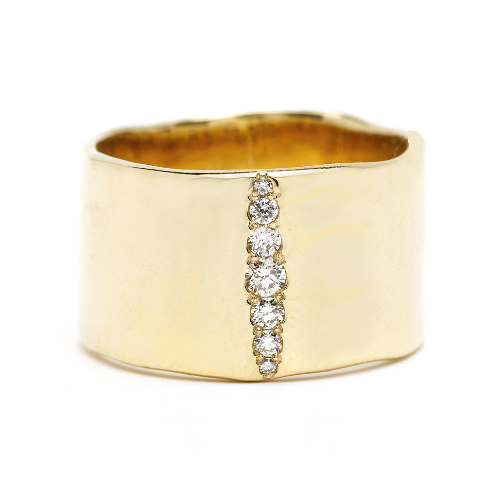 Torn Paper Band With Vertical Diamond Stripe P-R5-Vert shiny gold ring band, vertical diamond stripe