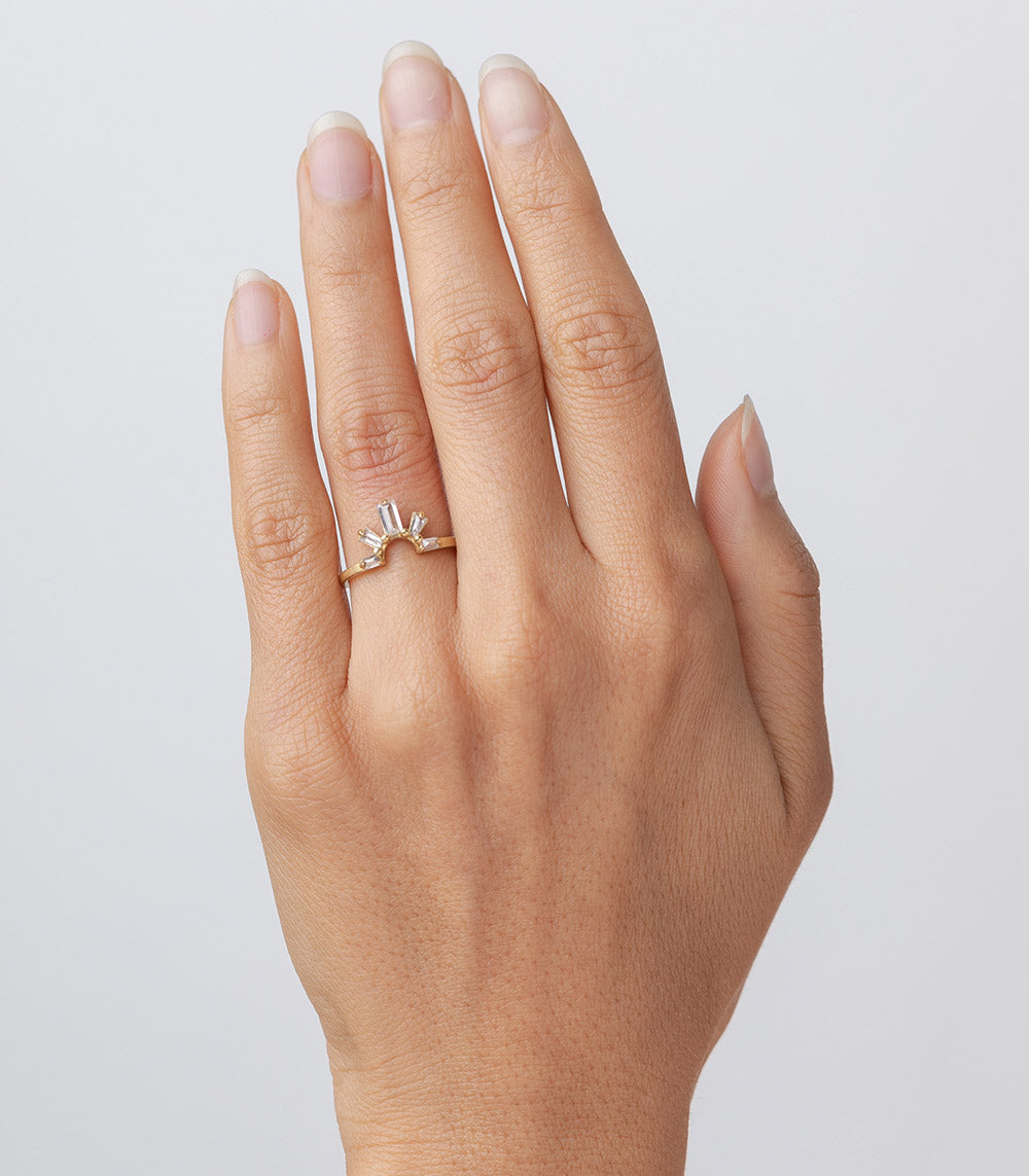 Sunrise Nesting Band A-R23-G ring band in yellow gold with shiny finish on hand