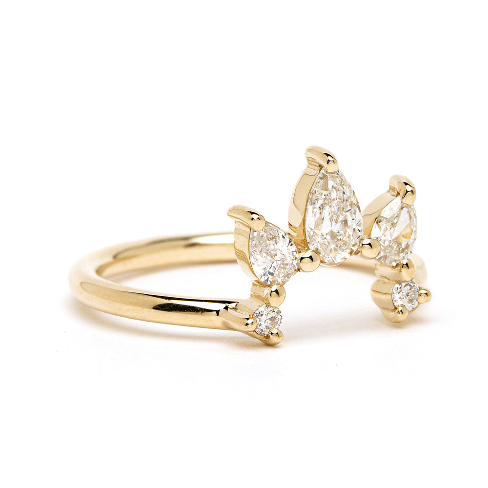 Sunrise Nesting Band AL-R15 14K yellow gold bands with shiny settings and sparkling diamonds